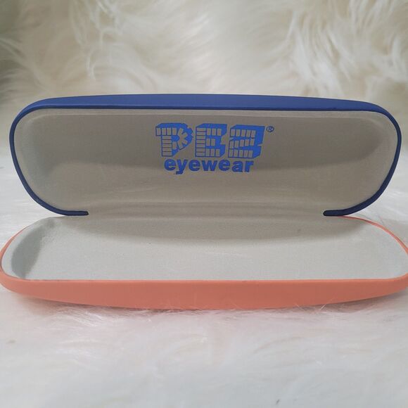 PEZ Eyewear Childs Eyeglass Case - Picture 2 of 3